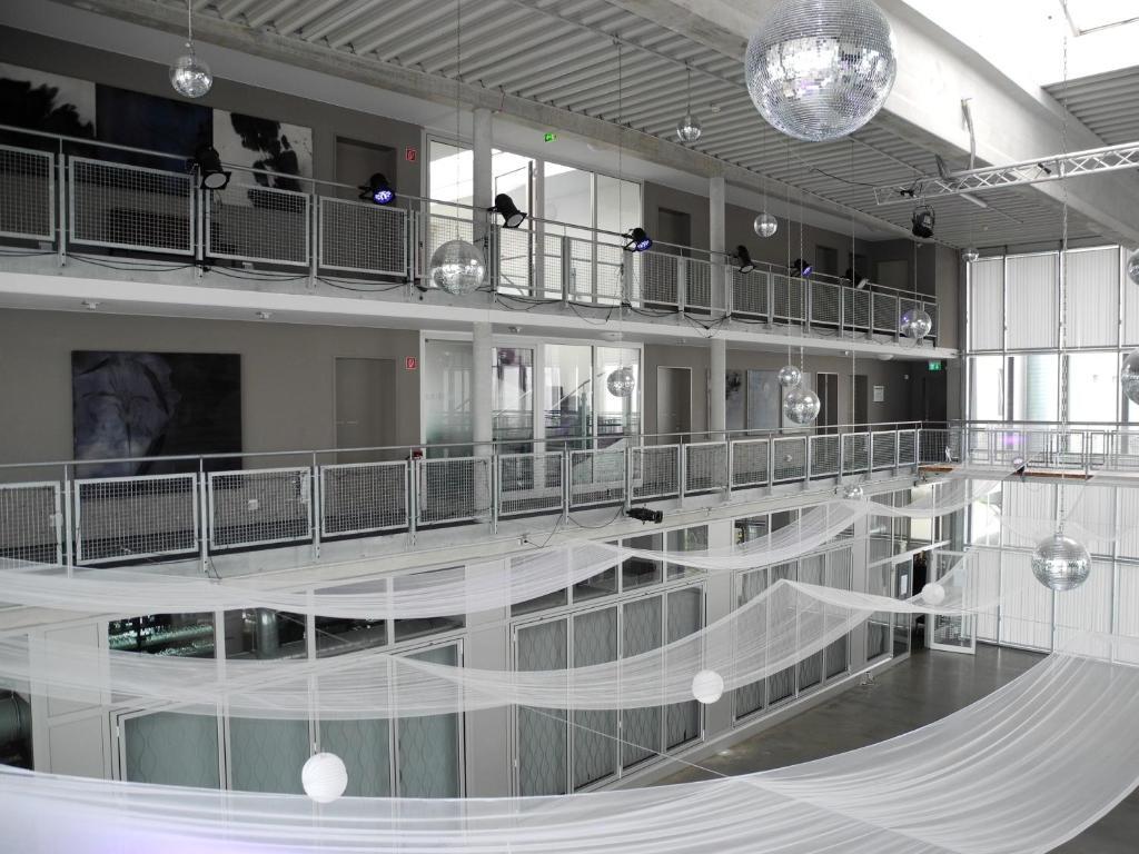 Hotel Schlafstadt Eimeldingen エクステリア 写真